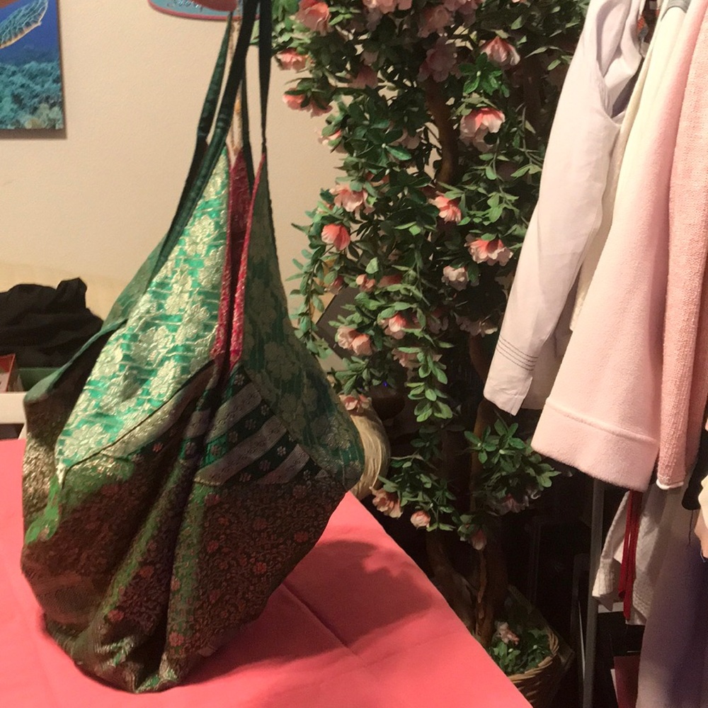 World market purse